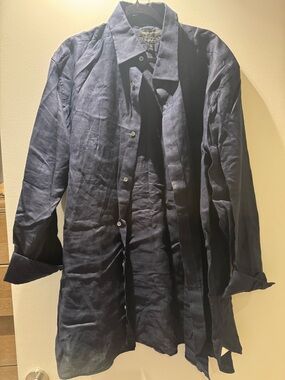 Banana Republic Men's Navy Button-Up Linen Shirt